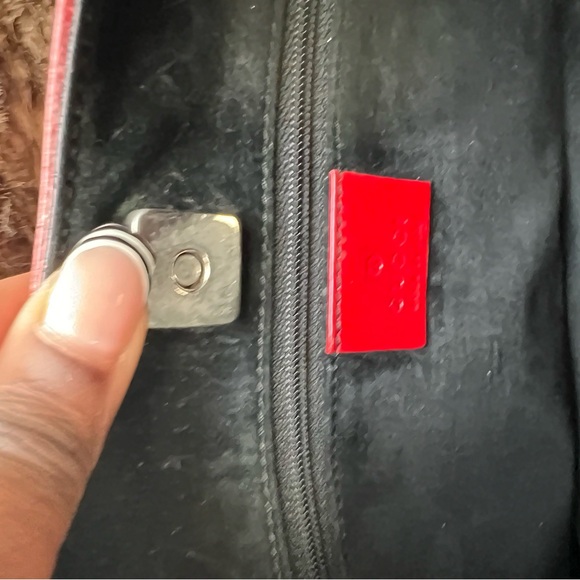 Vintage Gucci Shoulder Purse - Picture 6 of 7